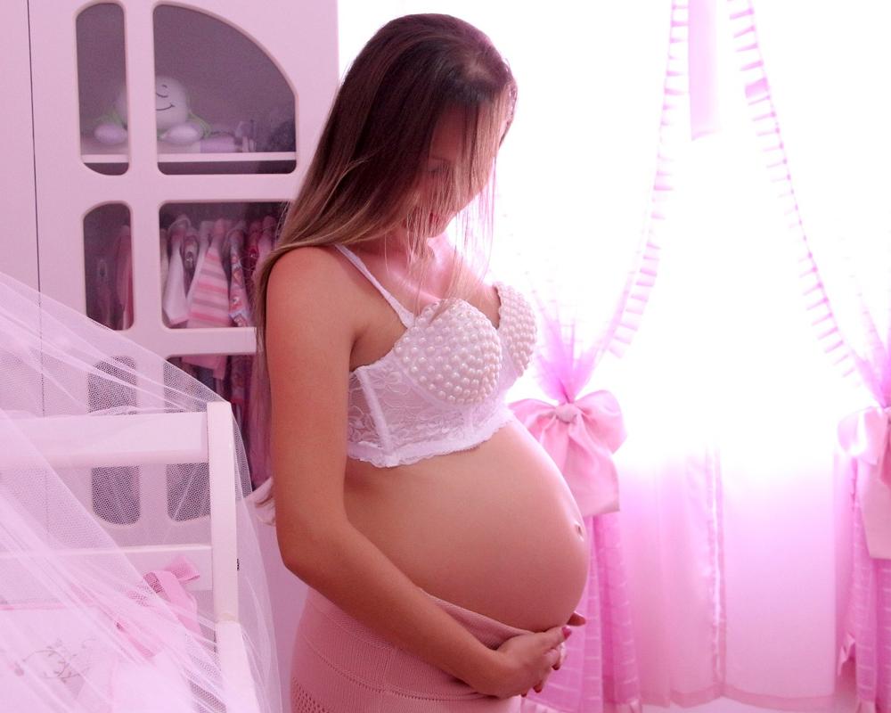 pregnant woman